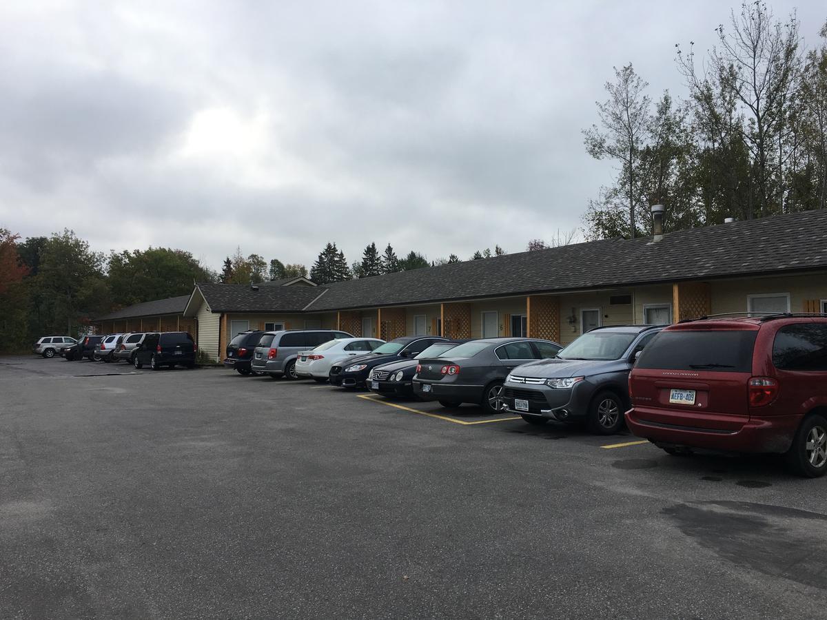 Wasaga Motel Inn Wasaga Beach Exterior photo